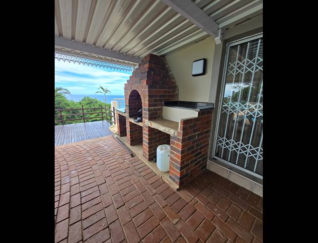 5 BEDROOM HOUSE FOR SALE IN BLUFF